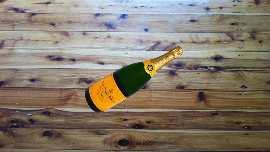 Spinning Bottle (Windows) 由: μSpiff